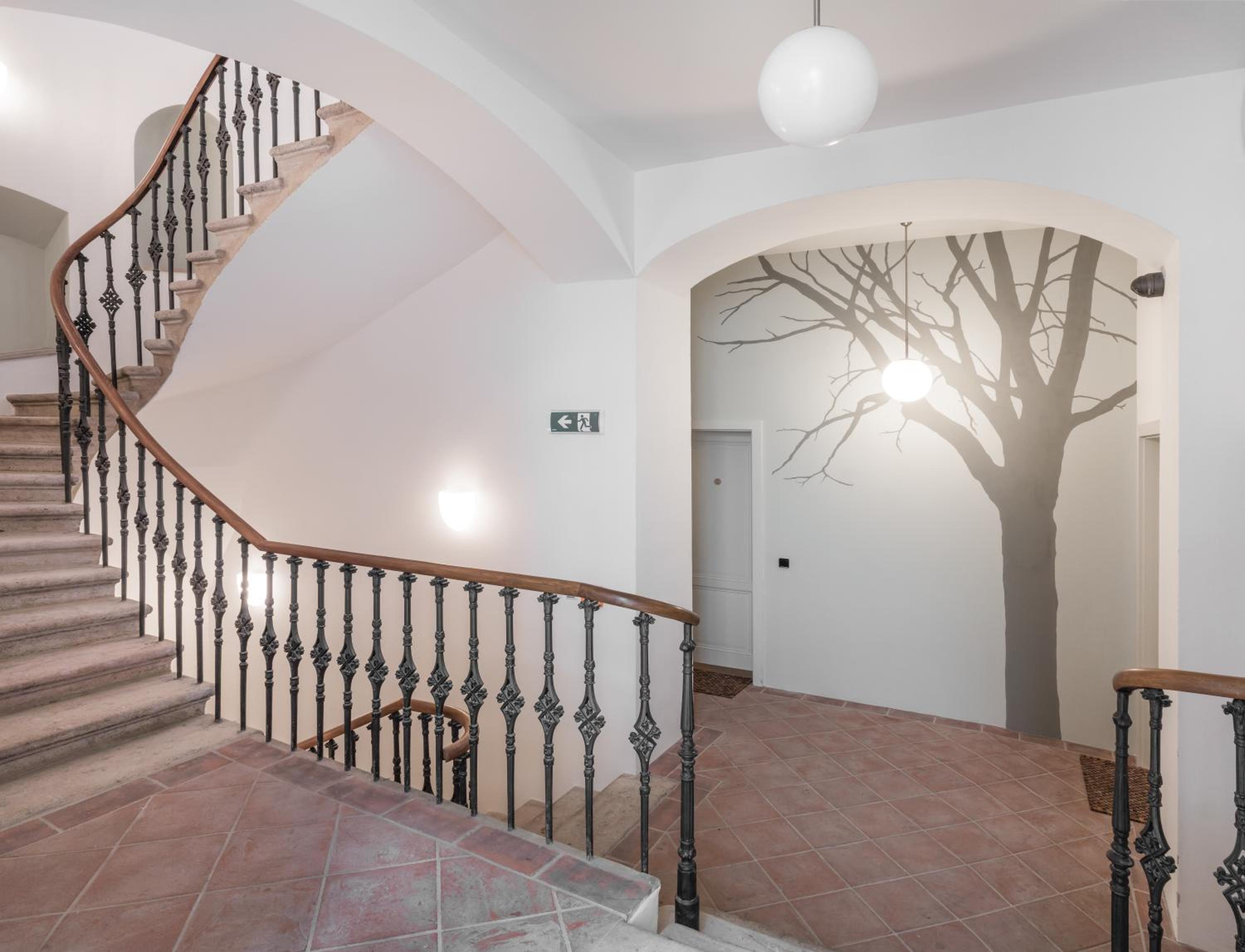 4 Trees Apartments by Adrez