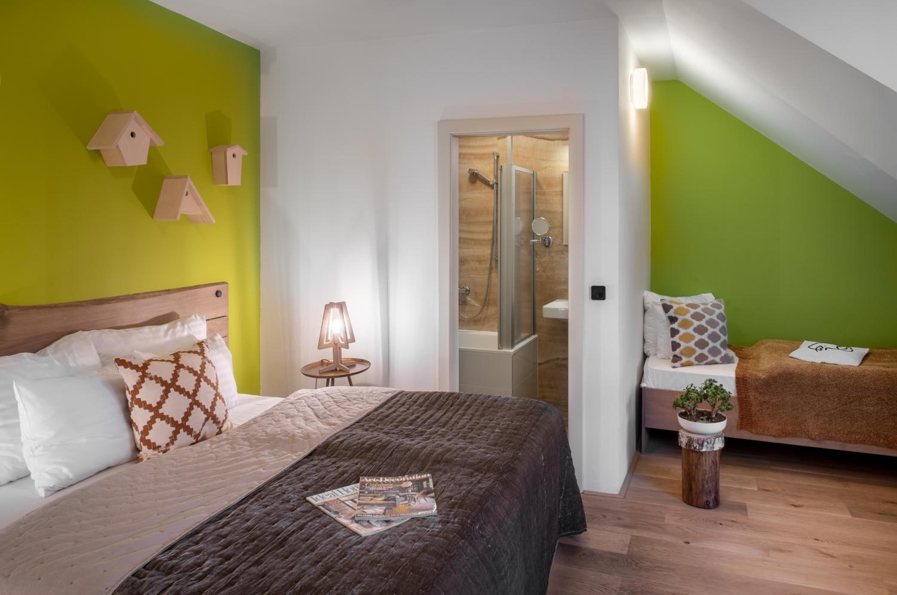 4 Trees Apartments by Adrez