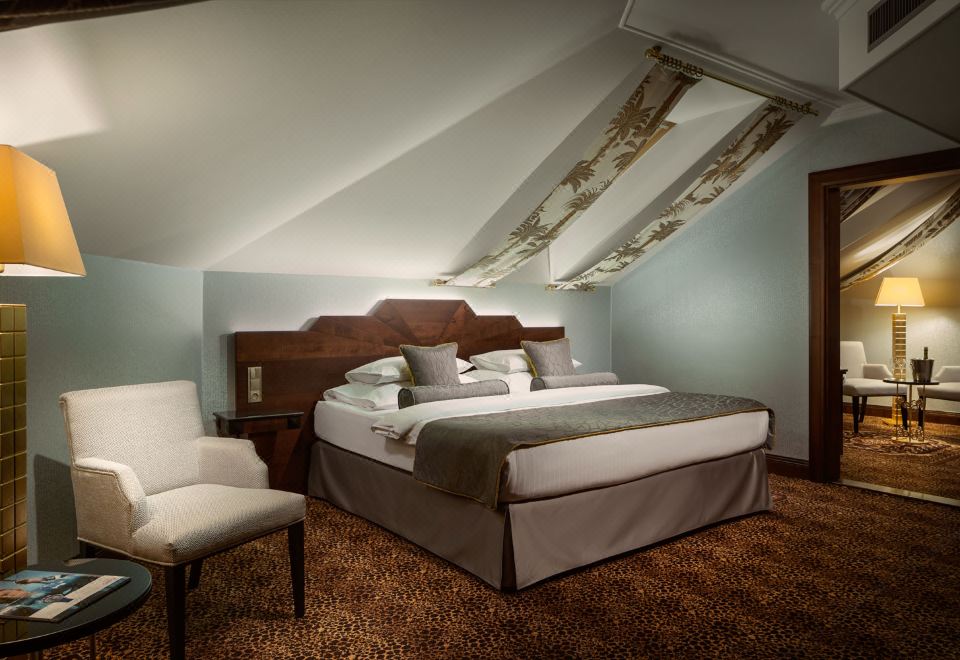Art Deco Imperial Hotel